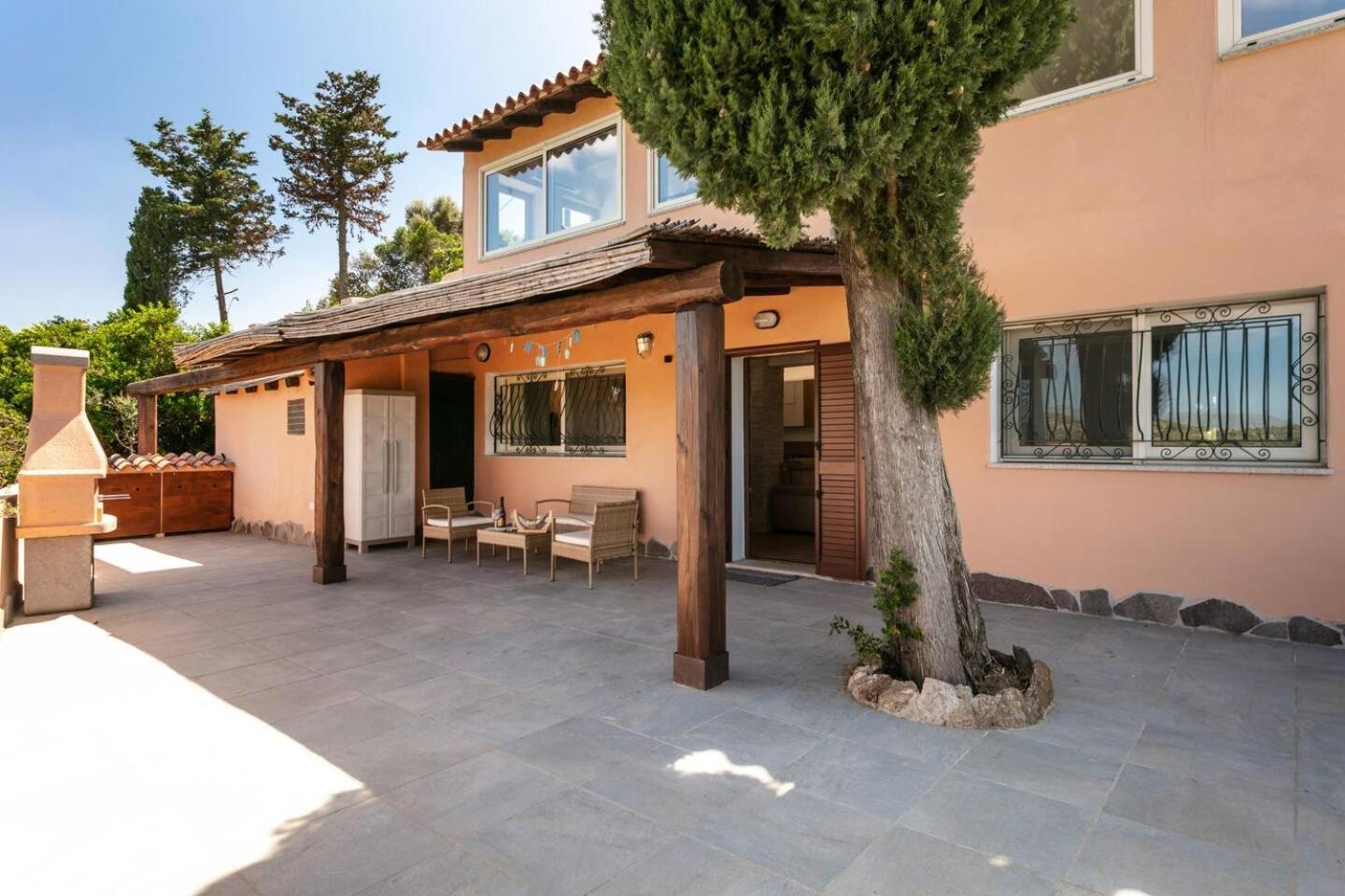 Casa Vacanza Vista Mare Porto Rotondo Olbia Exterior photo