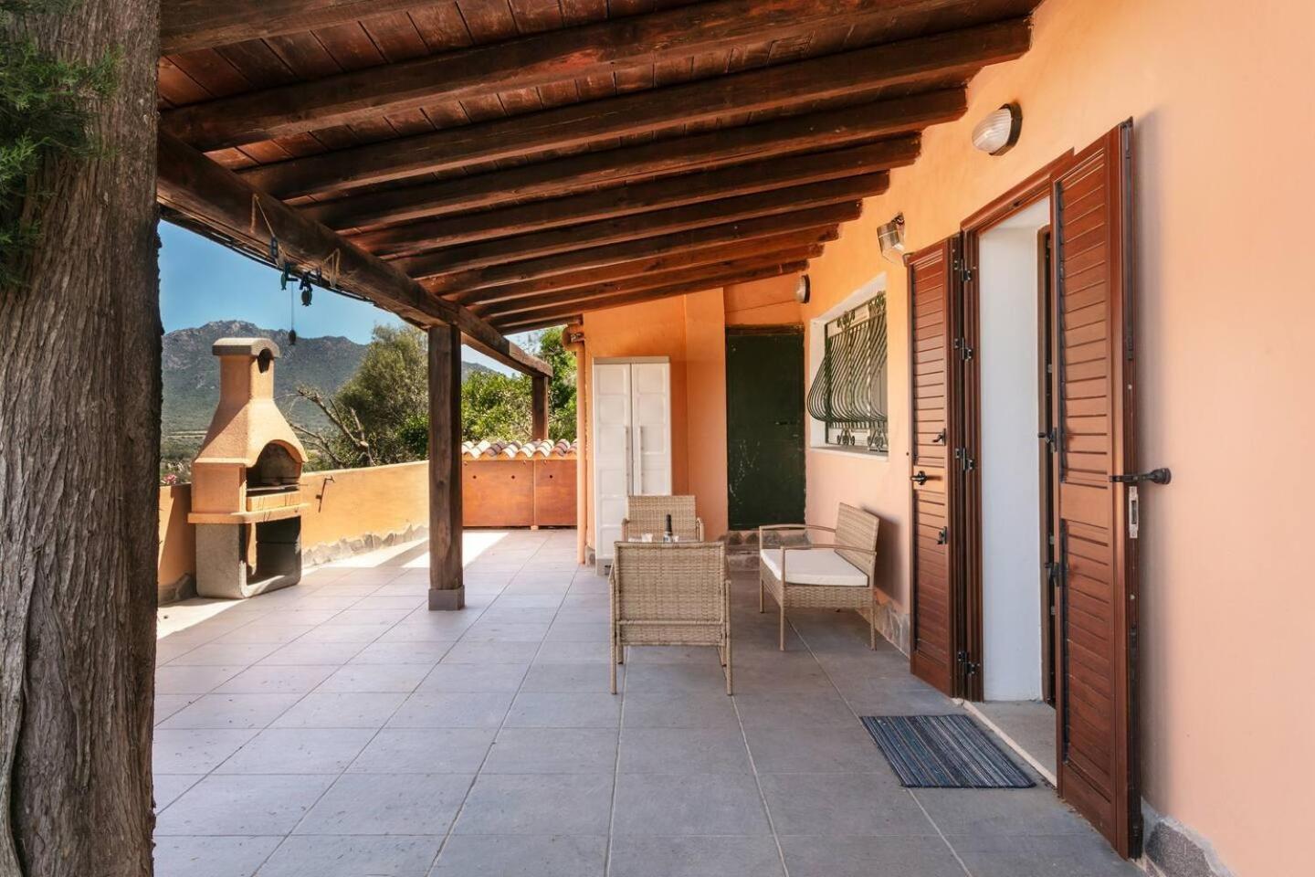 Casa Vacanza Vista Mare Porto Rotondo Olbia Exterior photo